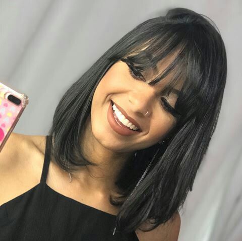 cabelo curto com franja