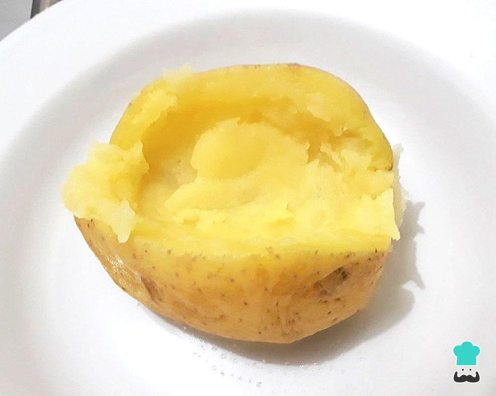 como cozinhar batata no microondas