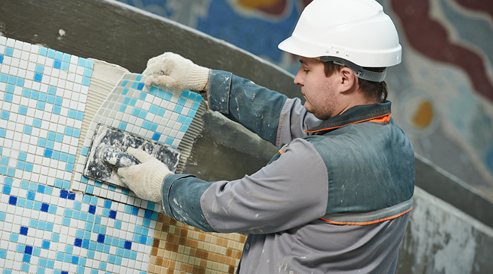 Quanto custa instalar azulejos em piscinas?