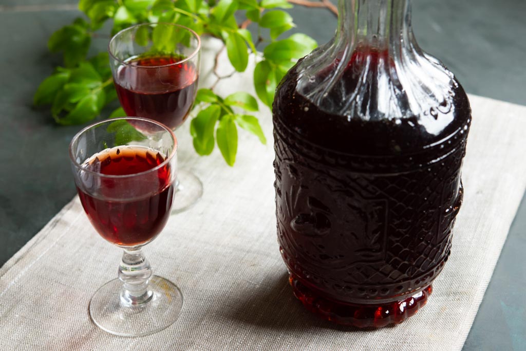 Como preparar licor de jabuticaba?